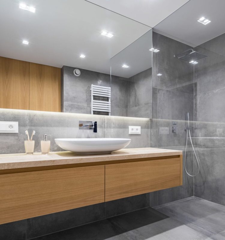 Modern,Bathroom,With,Wooden,Countertop,,Shower,,Basin,And,Big,Mirror